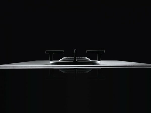 Table de cuisson Barazza 1PMD95 de la série Mood - Neuf: design minimaliste en acier inoxydable, 5 brûleurs Flat Eco-Design, propriétés exceptionnelles – Image 2