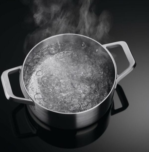 Table de cuisson à induction Aeg IKB64303FB - Neuf : système Hob2Hood intégré pour une hotte aspirante automatique et ajustable - Livraison rapide – Image 5