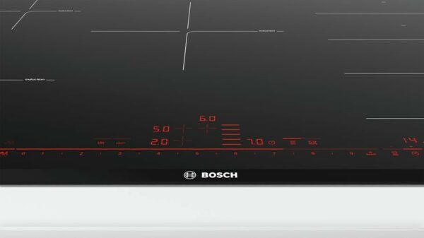 Plaque à induction Bosch PXV875DC1E - Neuf: Cuisson parfaite avec capteur à 5 niveaux, grande flexibilité et puissance accrue de 50%. Profilés en vitrocéramique noire et métal – Image 5