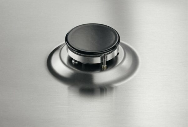 Cuisinière à gaz Electrolux EGH6343ROR - Neuf: 4 brûleurs multi-anneaux, grilles en fonte, arrêt automatique du gaz - Finition noire mate – Image 3