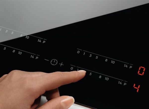 Plaque à induction Electrolux EIV734 cm. 68 - vitrocéramique noire – Image 4