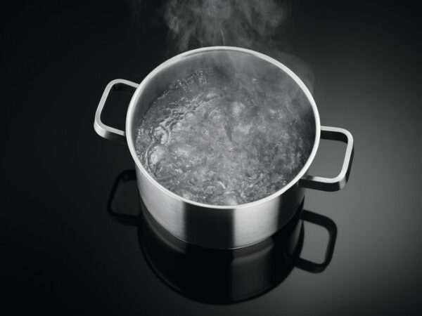 Table de cuisson à induction Electrolux EIV8457 cm. 80 - verre céramique noir – Image 2