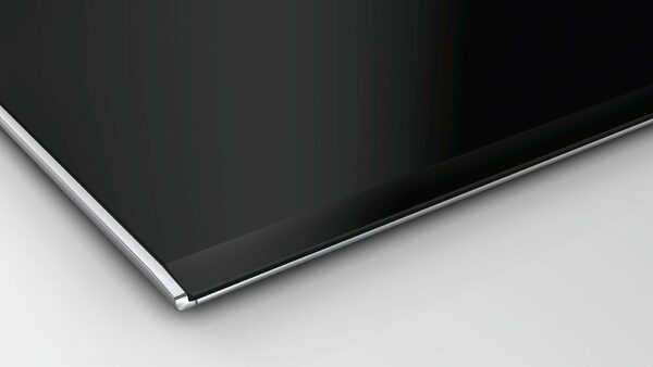 Plaque à induction Bosch PXX375FB1E Série 6 30 cm - vitrocéramique noire - profilés en acier inoxydable – Image 2